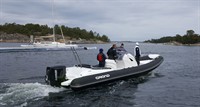 Ribbåt 8,5m med Targa Svart PVC/ vit Gelcoate