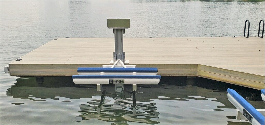 Vattenskoter 635kg 12V brygglyft med solceller i AL med 213cm balk