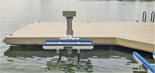 Vattenskoter 635kg 12V brygglyft med solceller i AL med 213cm balk
